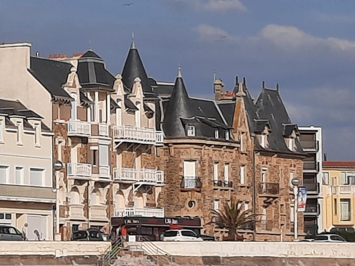 Appartement Vue Sur Mer Les Sables-d'Olonne Luaran gambar